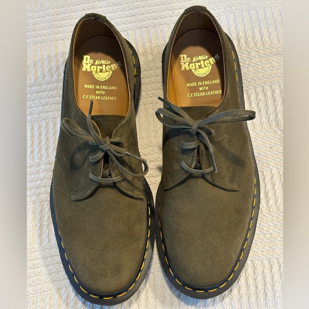 Dr. Martens ForestGreen suede shoes Men’s UK8, US9. Made in England with box!